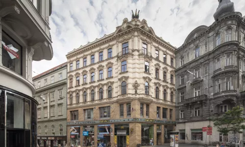  Obchodní a nájemní dům Rudolfa a Růženy Stodůlkových